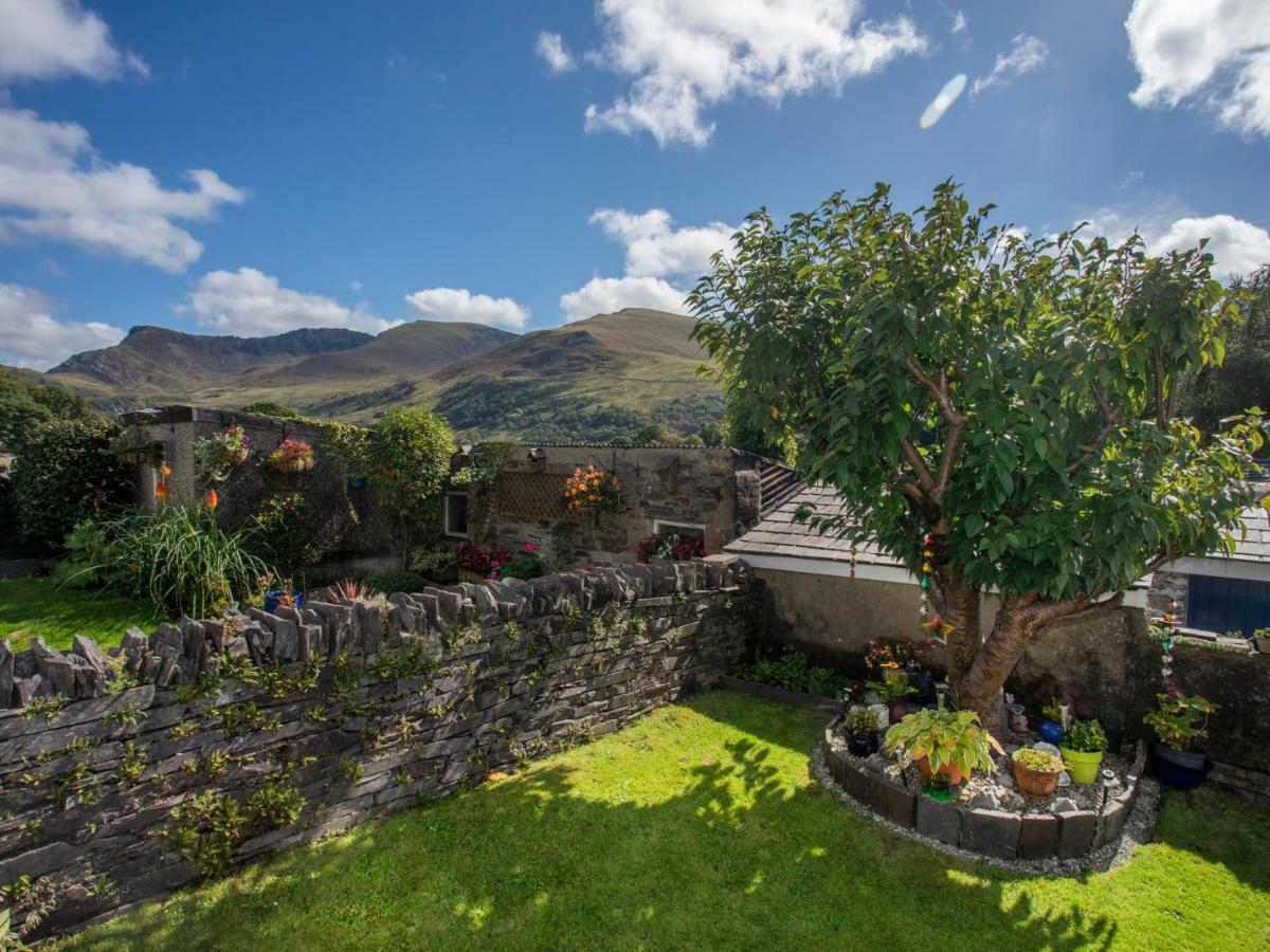 17 Victoria Terrace - Perthi Holiday home *